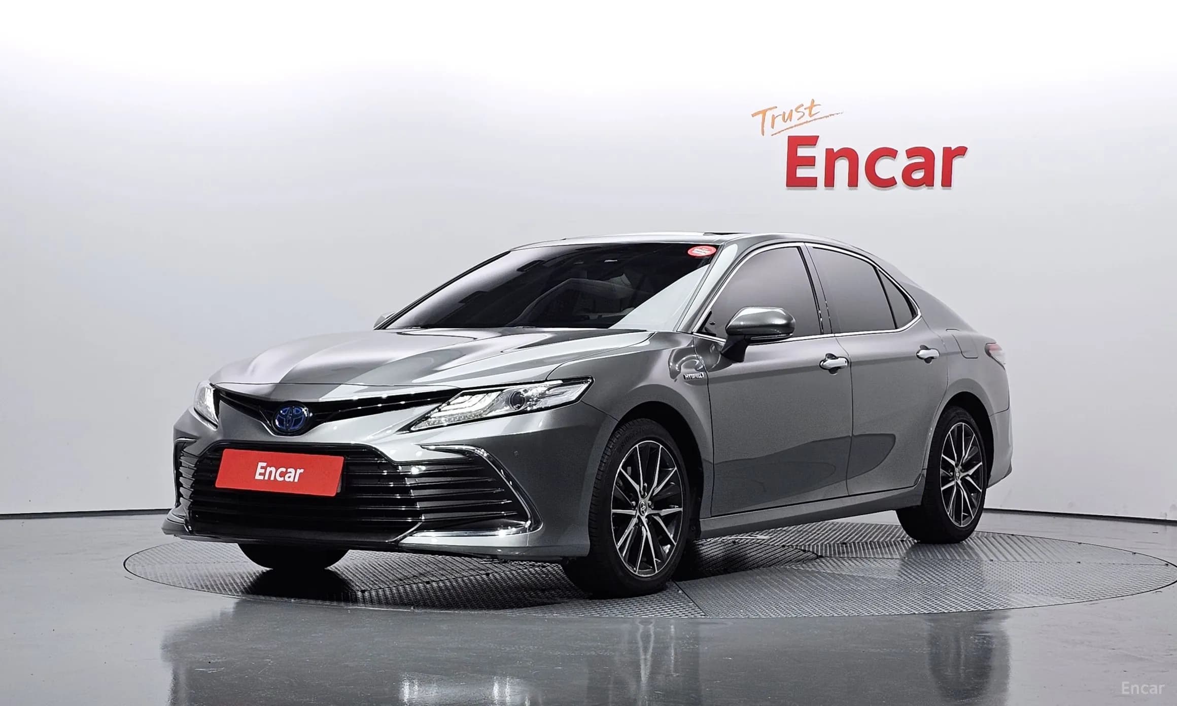 Camry (XV70)