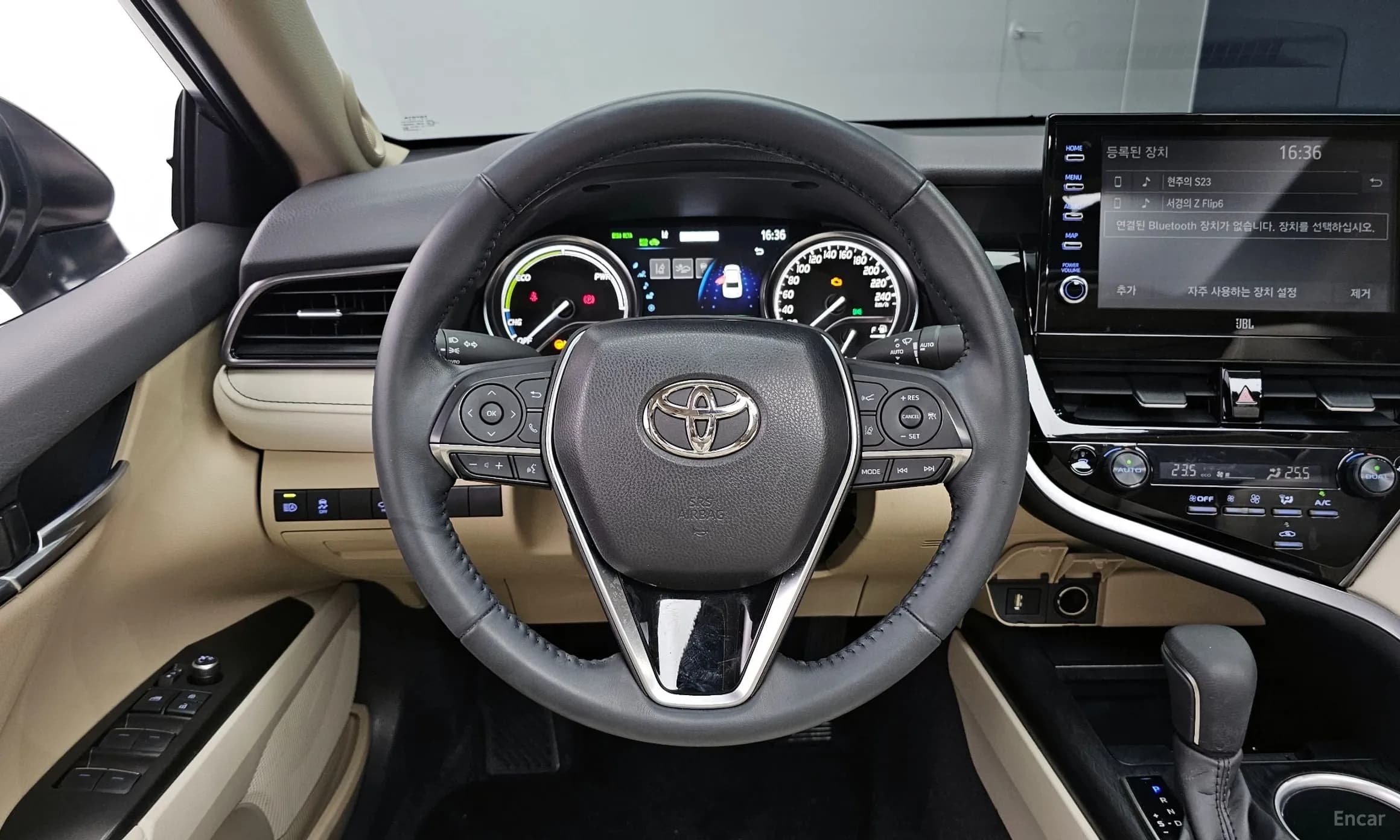 Camry (XV70)