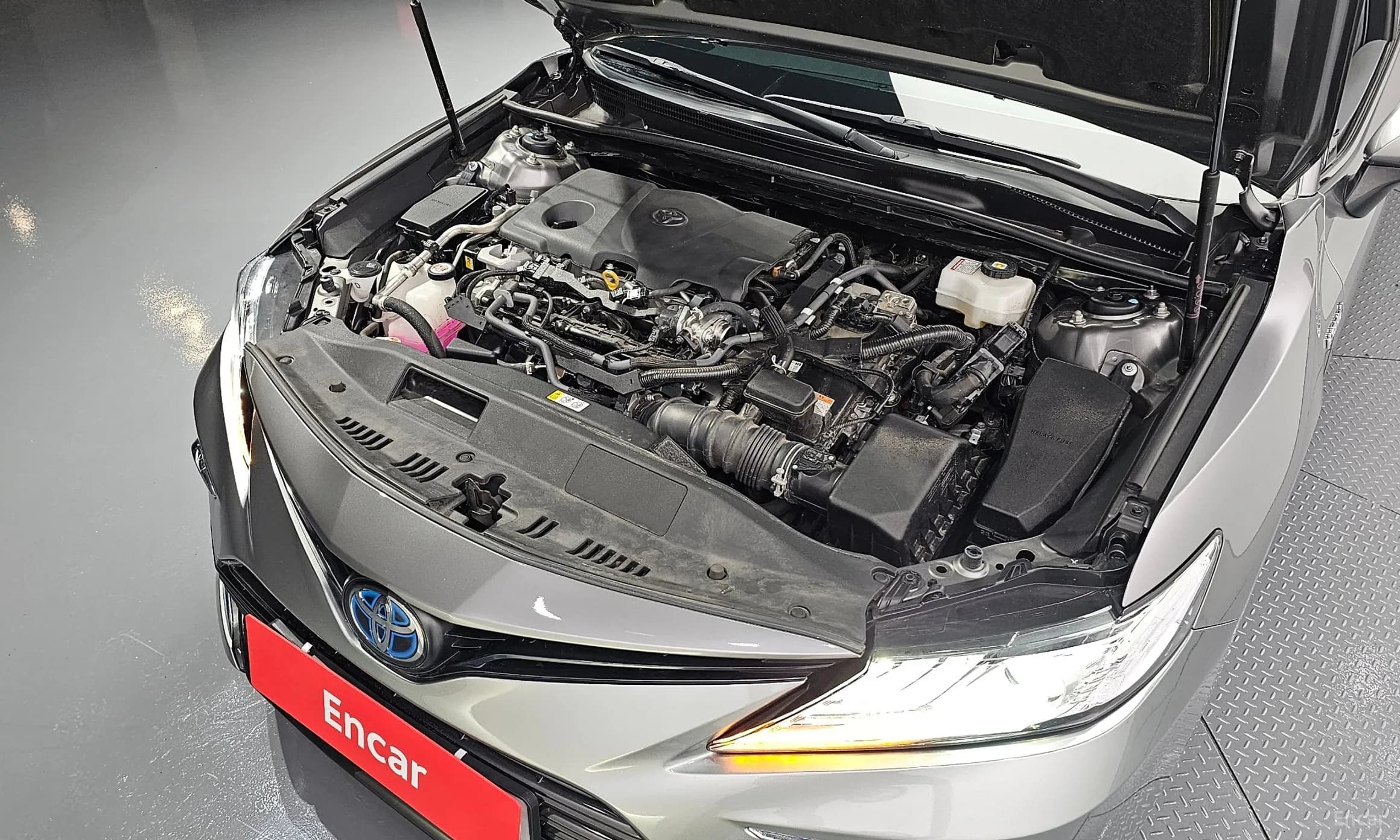Camry (XV70)
