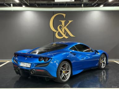 F8 Tributo