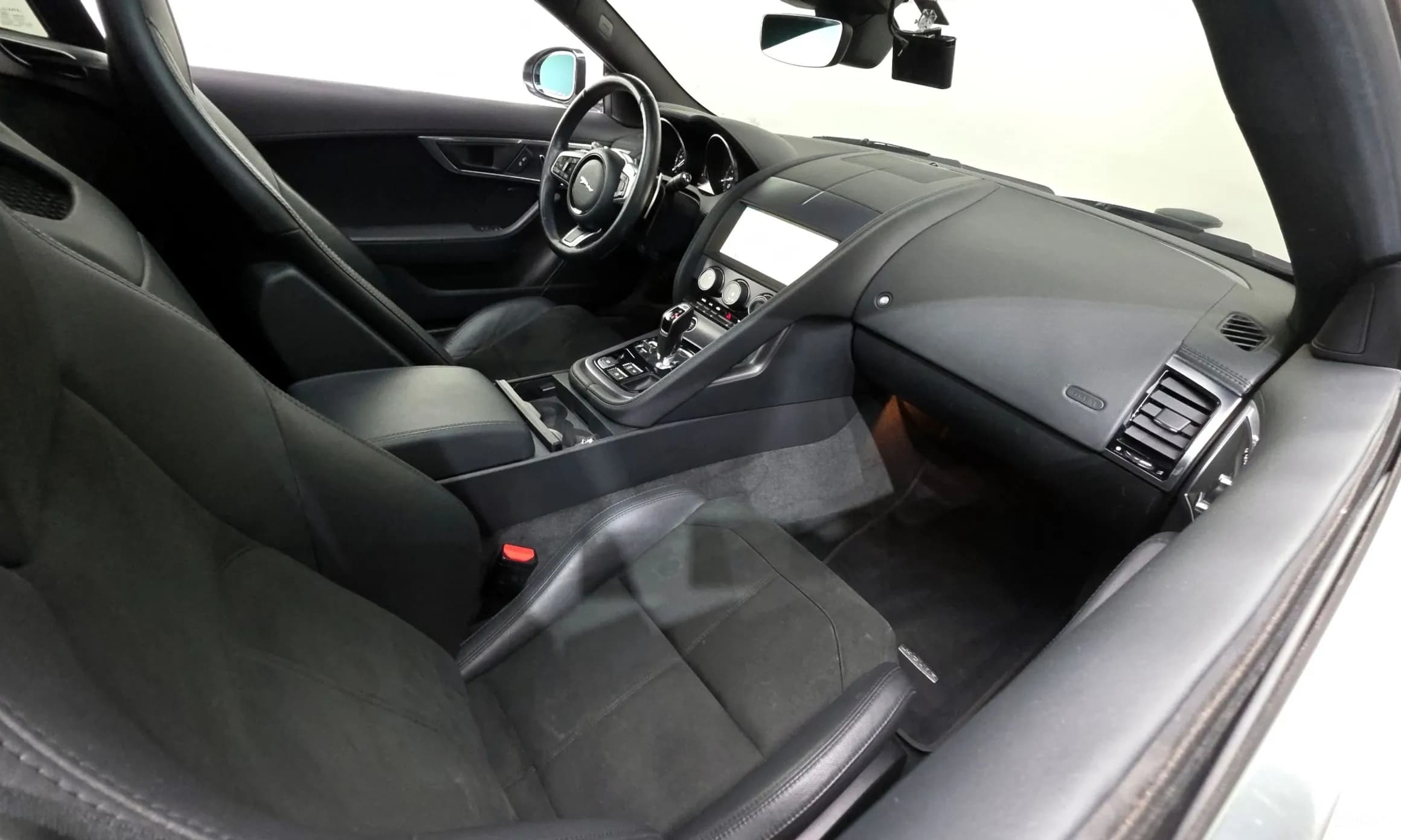 F-TYPE