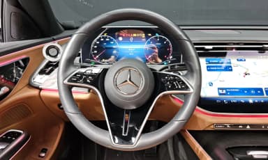 E-Class W214