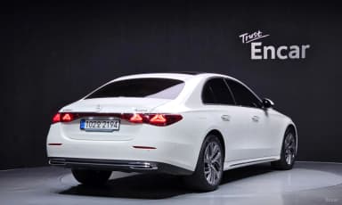 E-Class W214