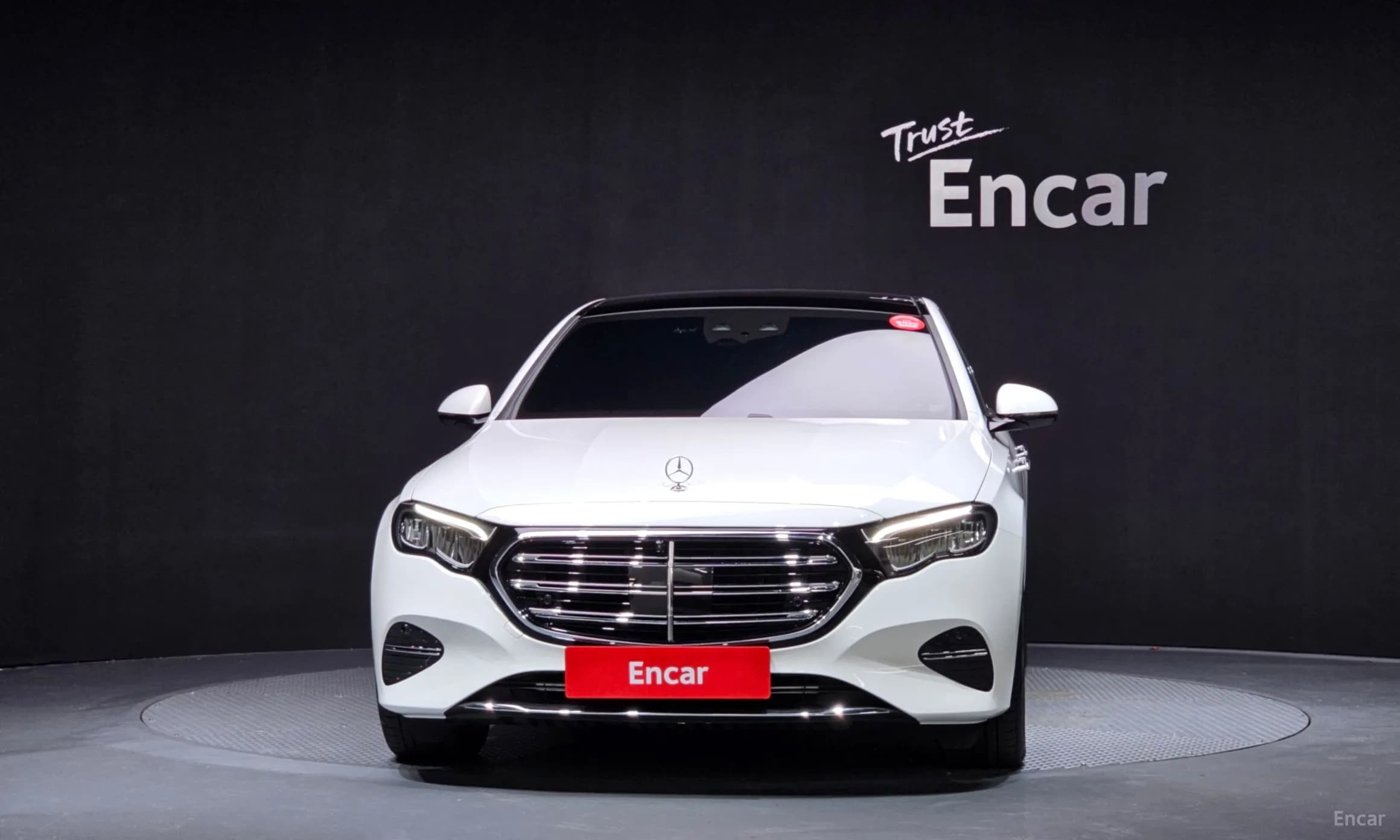 E-Class W214