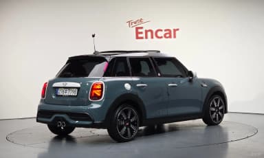 Cooper S
