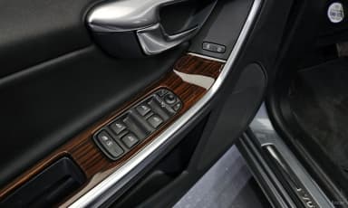 S60