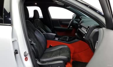 XC40