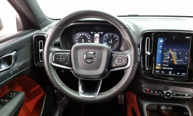 XC40
