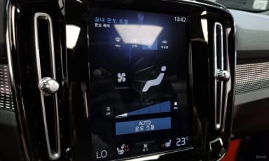 XC40