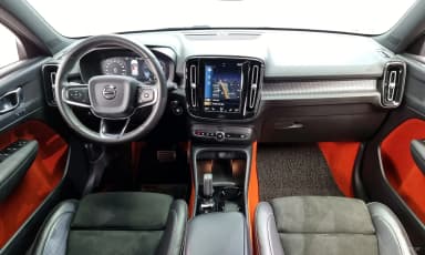 XC40
