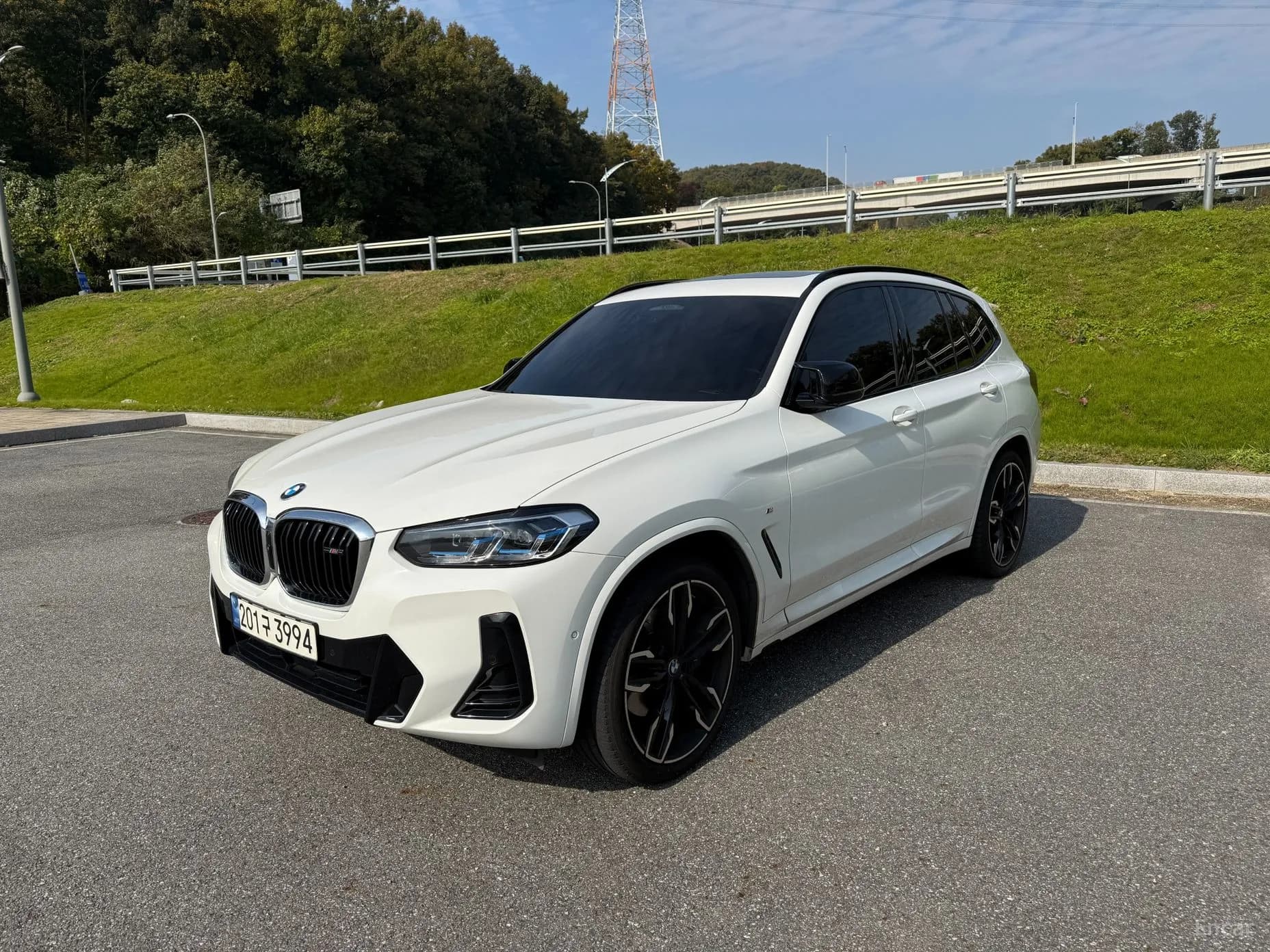 X3 (G01)
