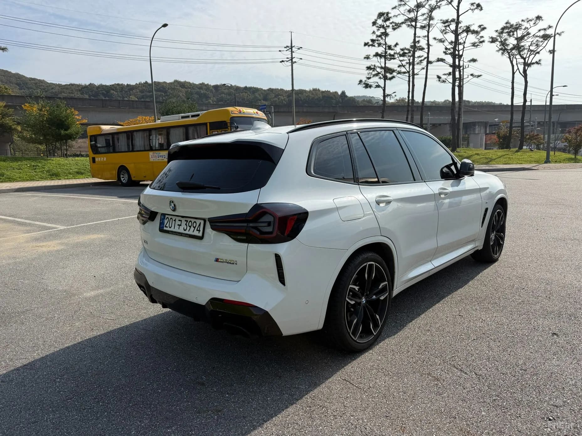 X3 (G01)