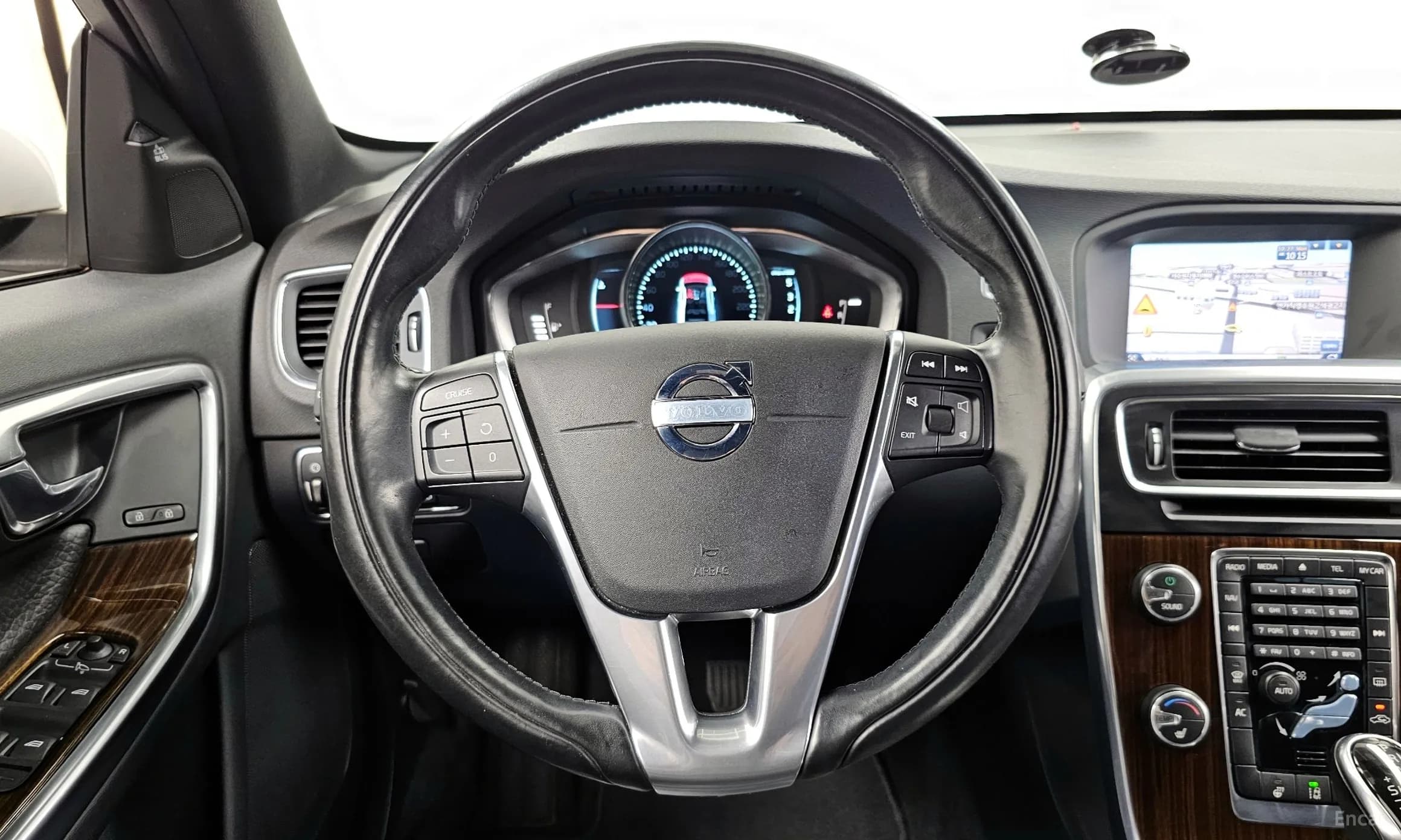 S60