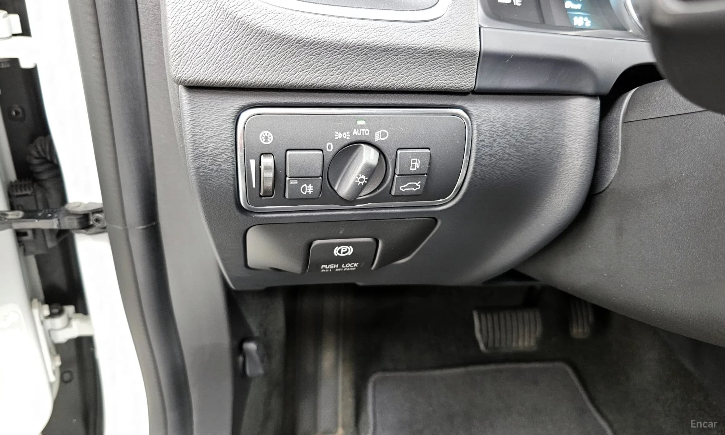 S60