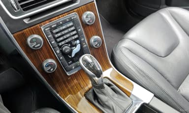 S60