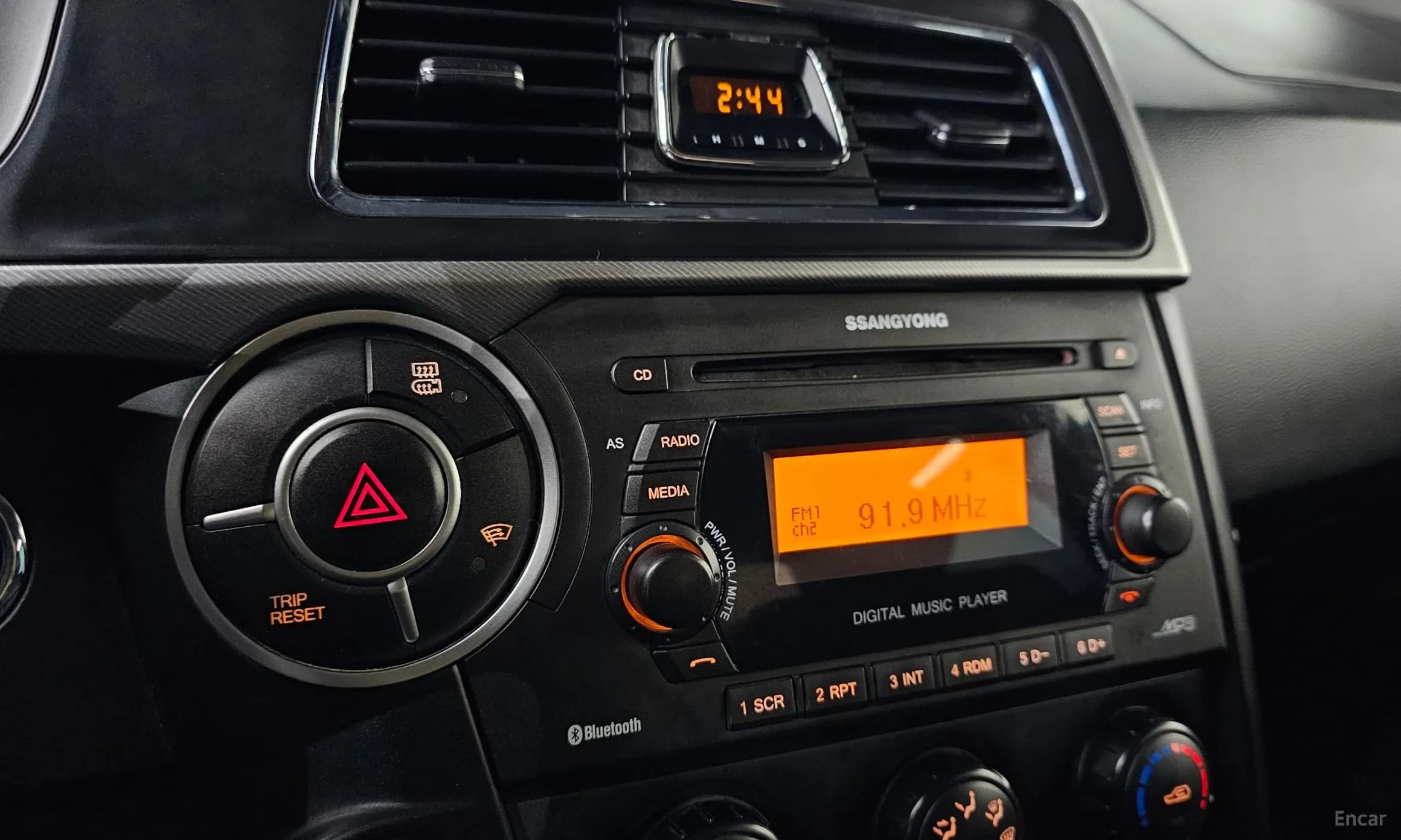 Korando Sports