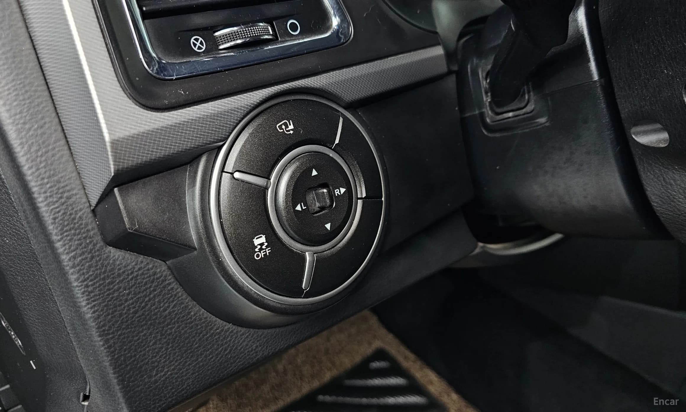 Korando Sports