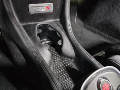 570S