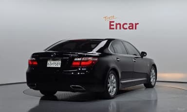 LS460L