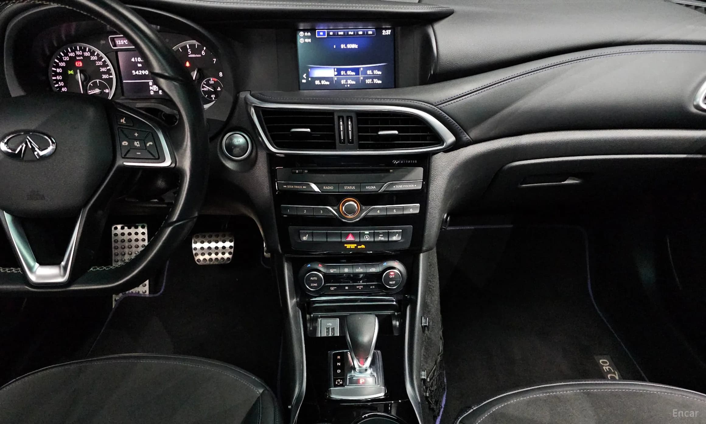 Q30
