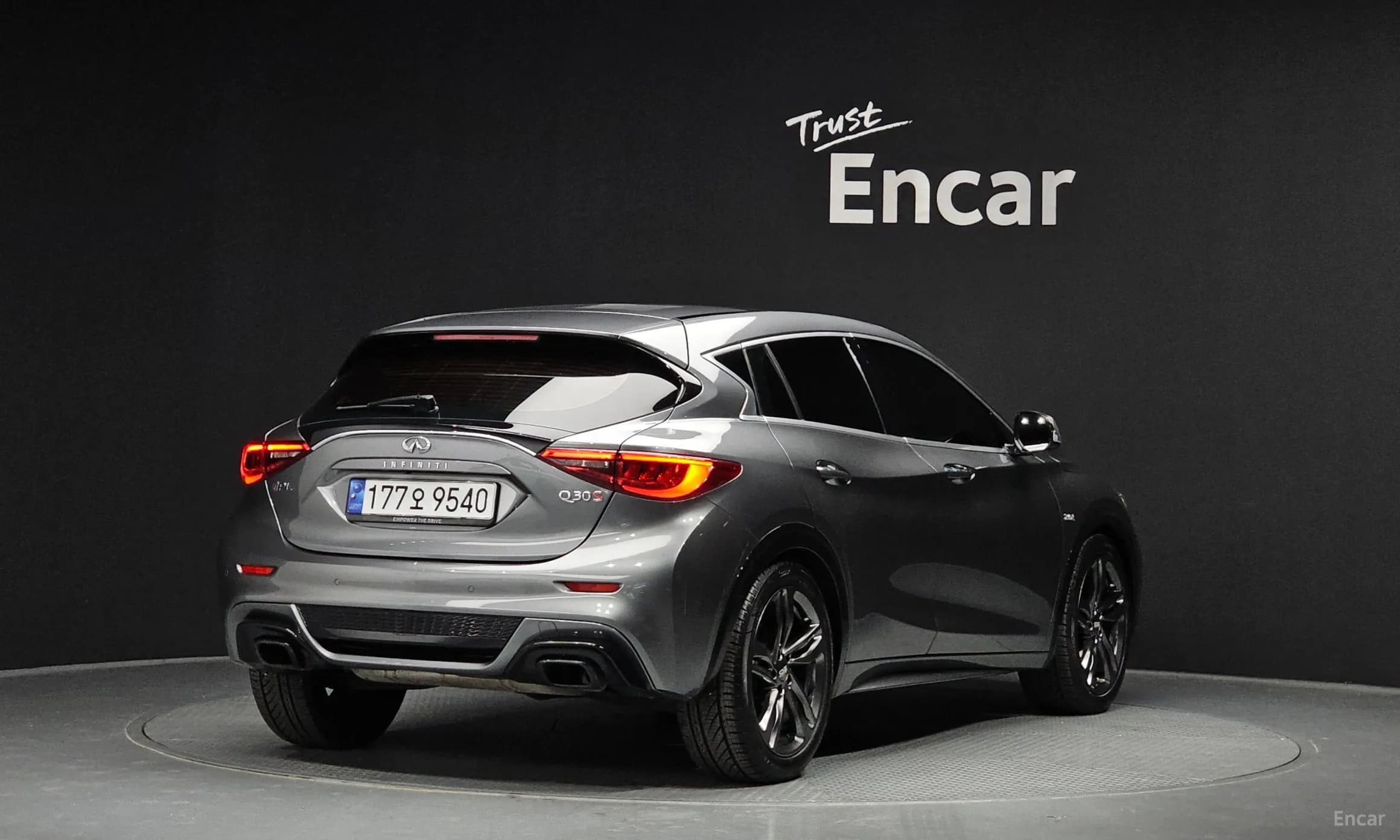 Q30