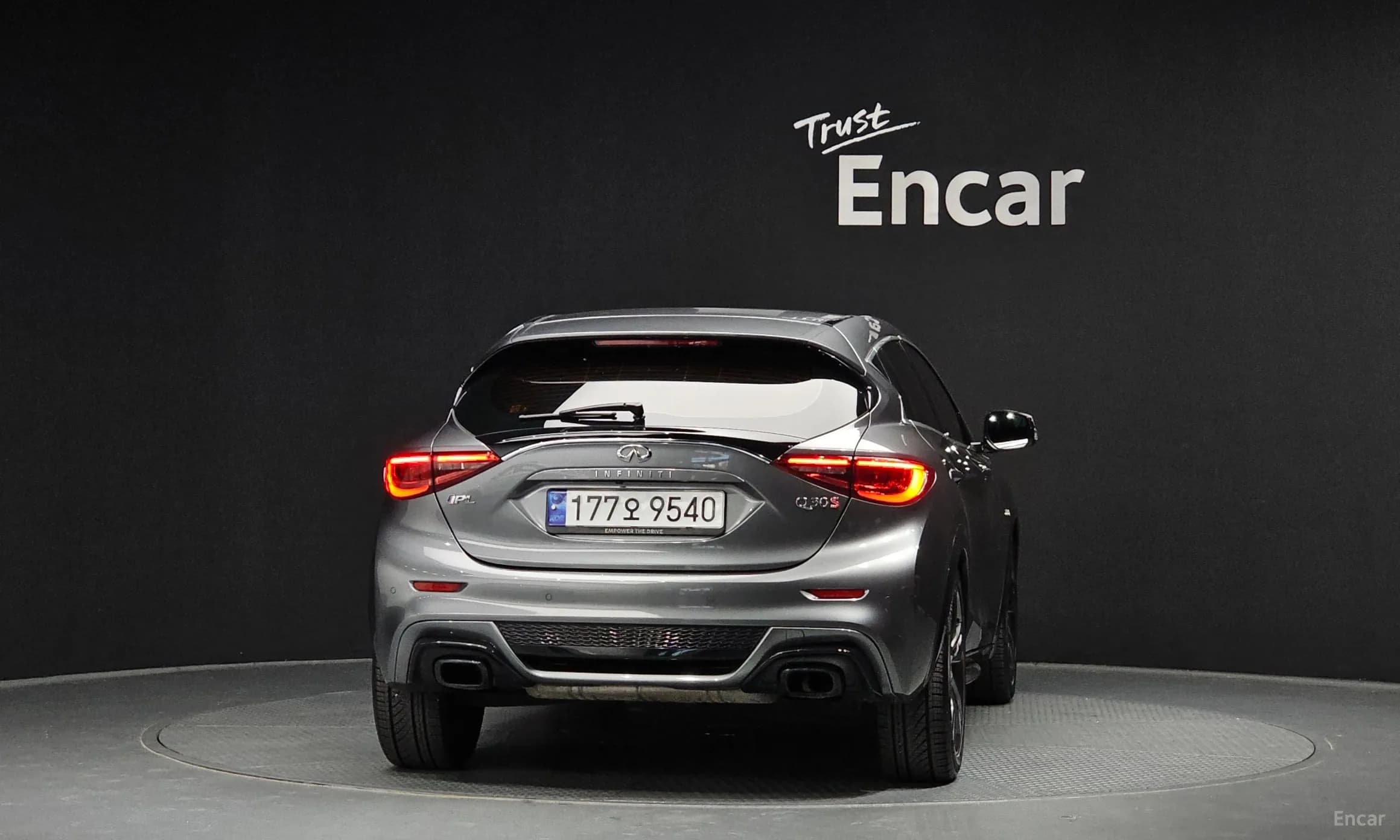 Q30