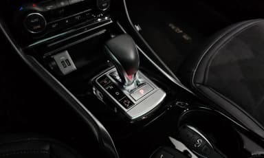 Q30