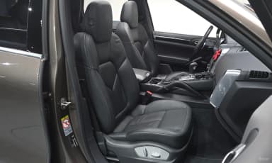 New Cayenne