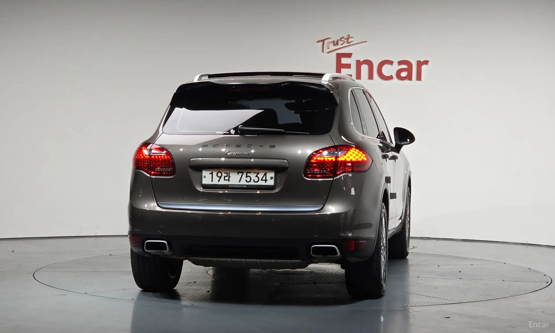New Cayenne