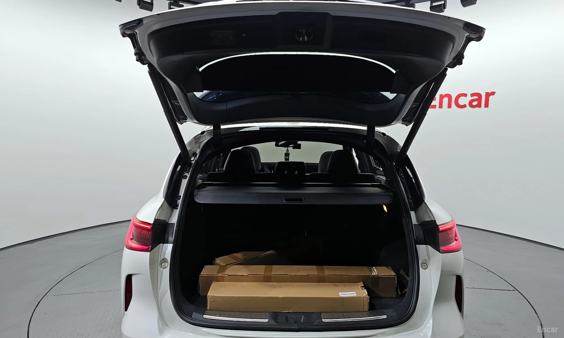 QX50 (P71A)