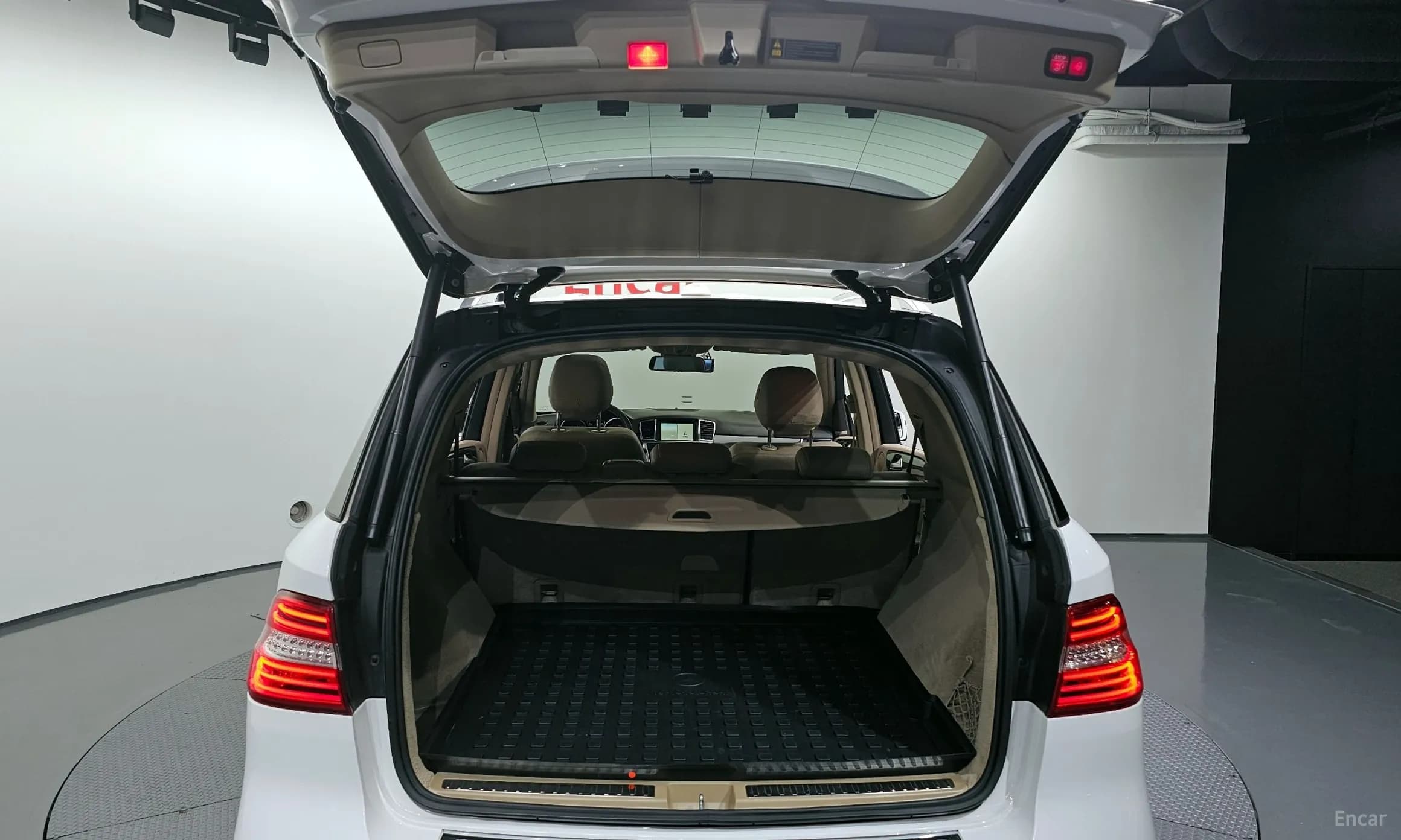 M-Class W166