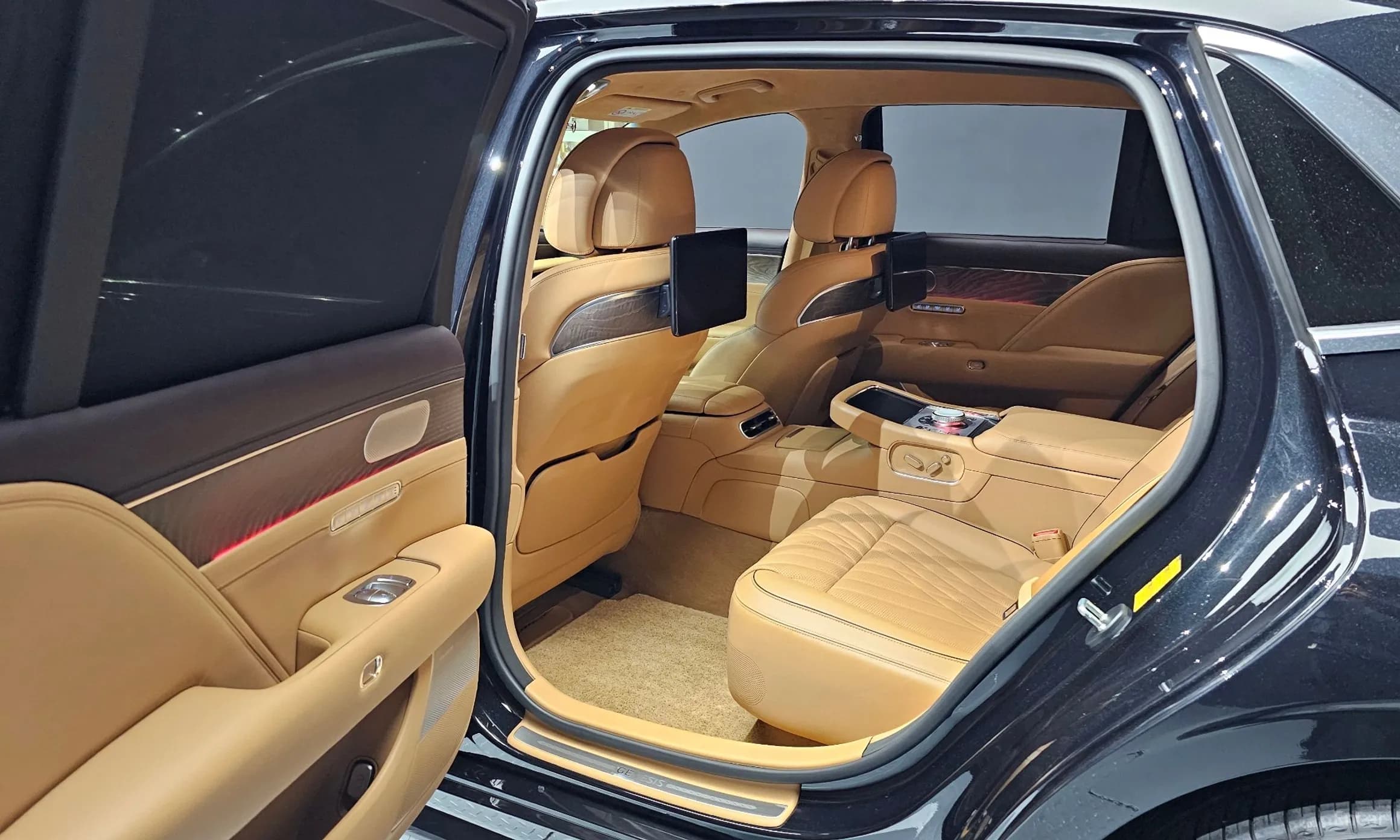 G90 (RS4)