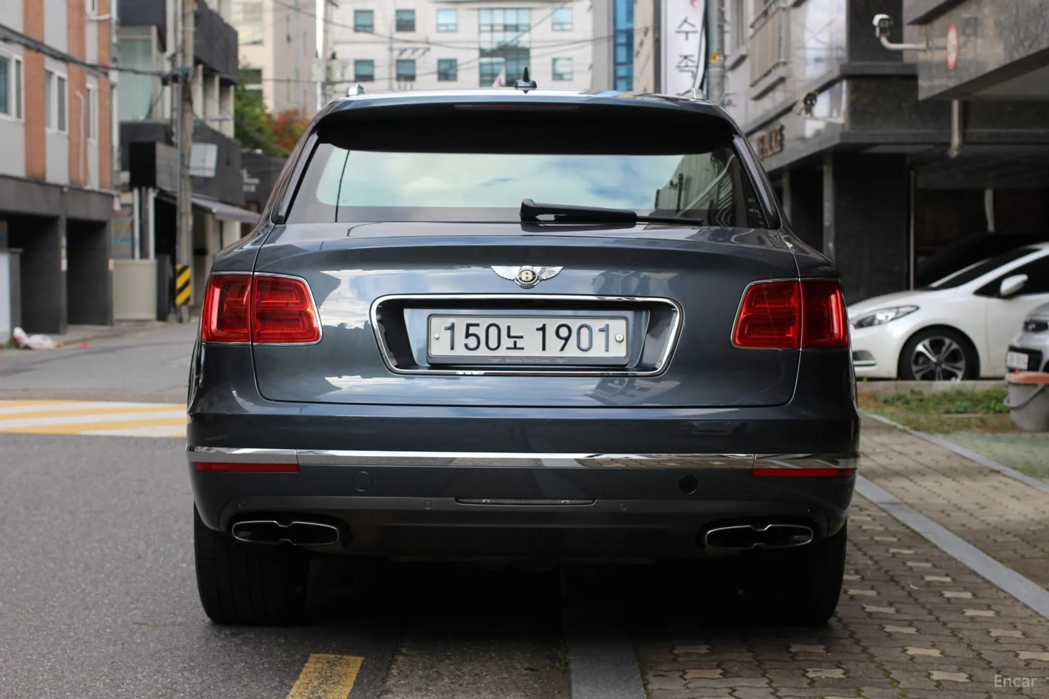Bentayga
