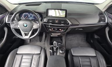 X3 (G01)
