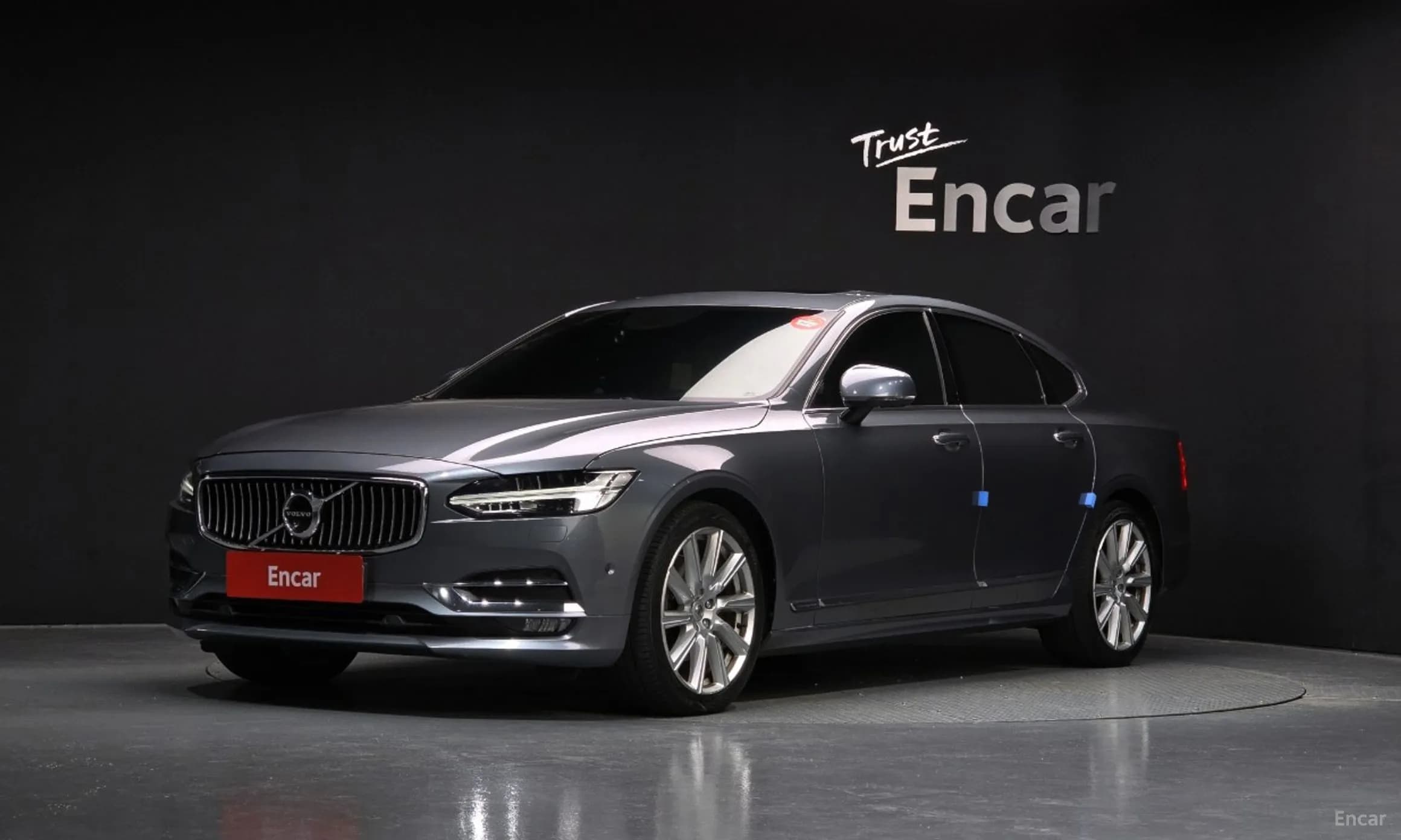 S90