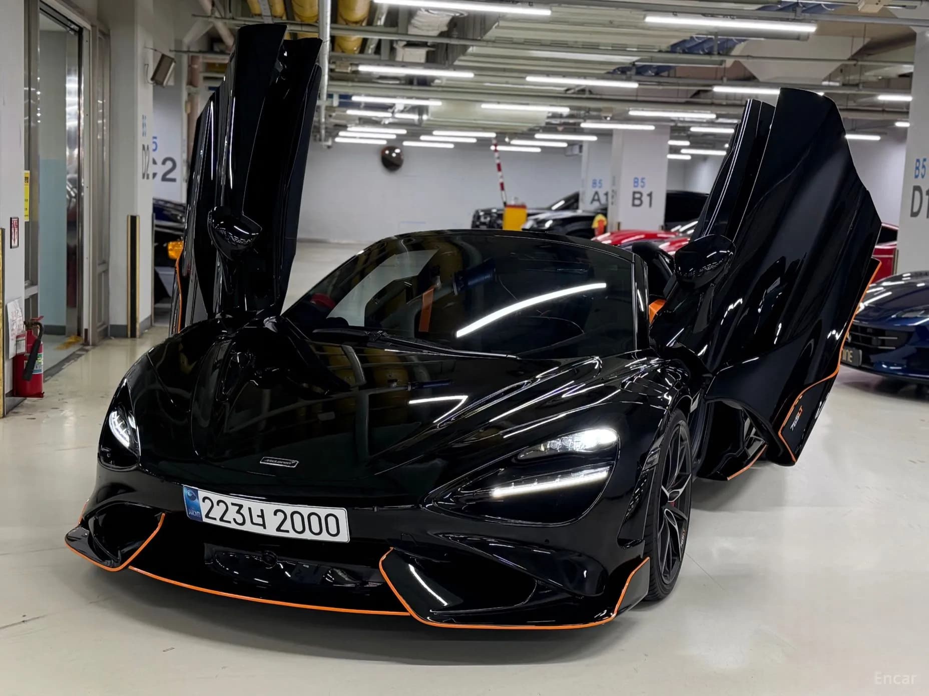 765LT