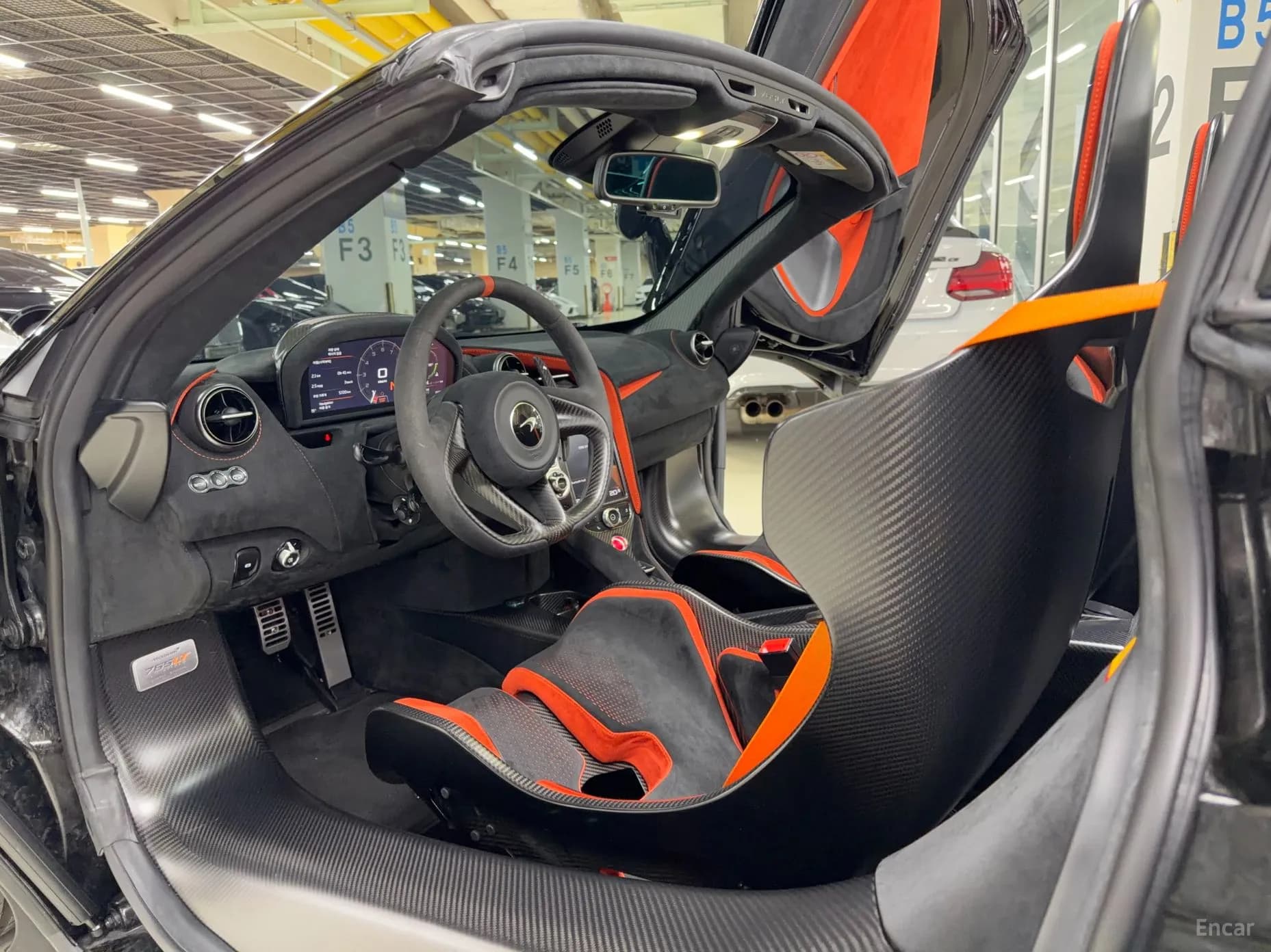 765LT