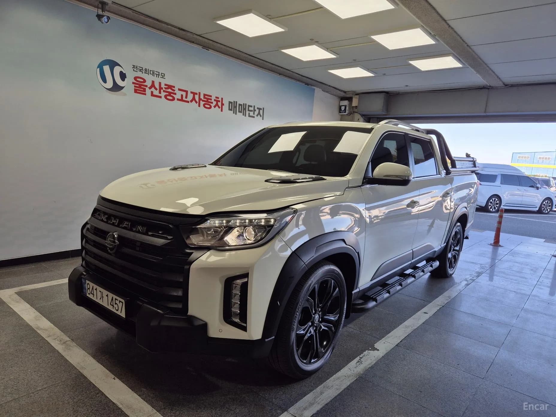 Rexton Sports Khan