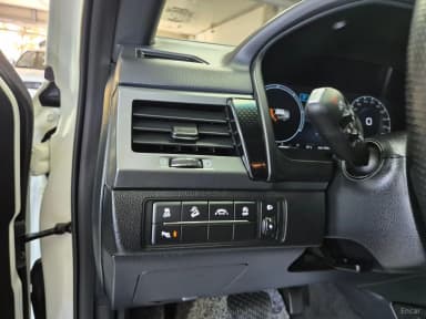 Rexton Sports Khan