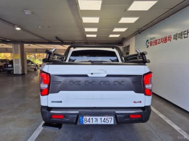 Rexton Sports Khan