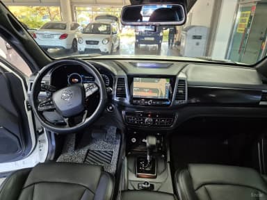 Rexton Sports Khan