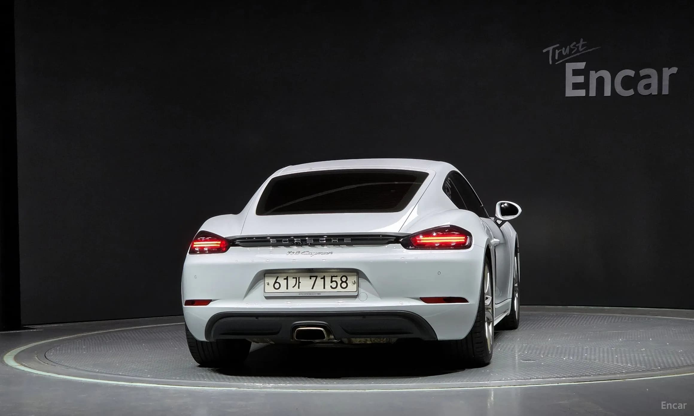 718 Cayman