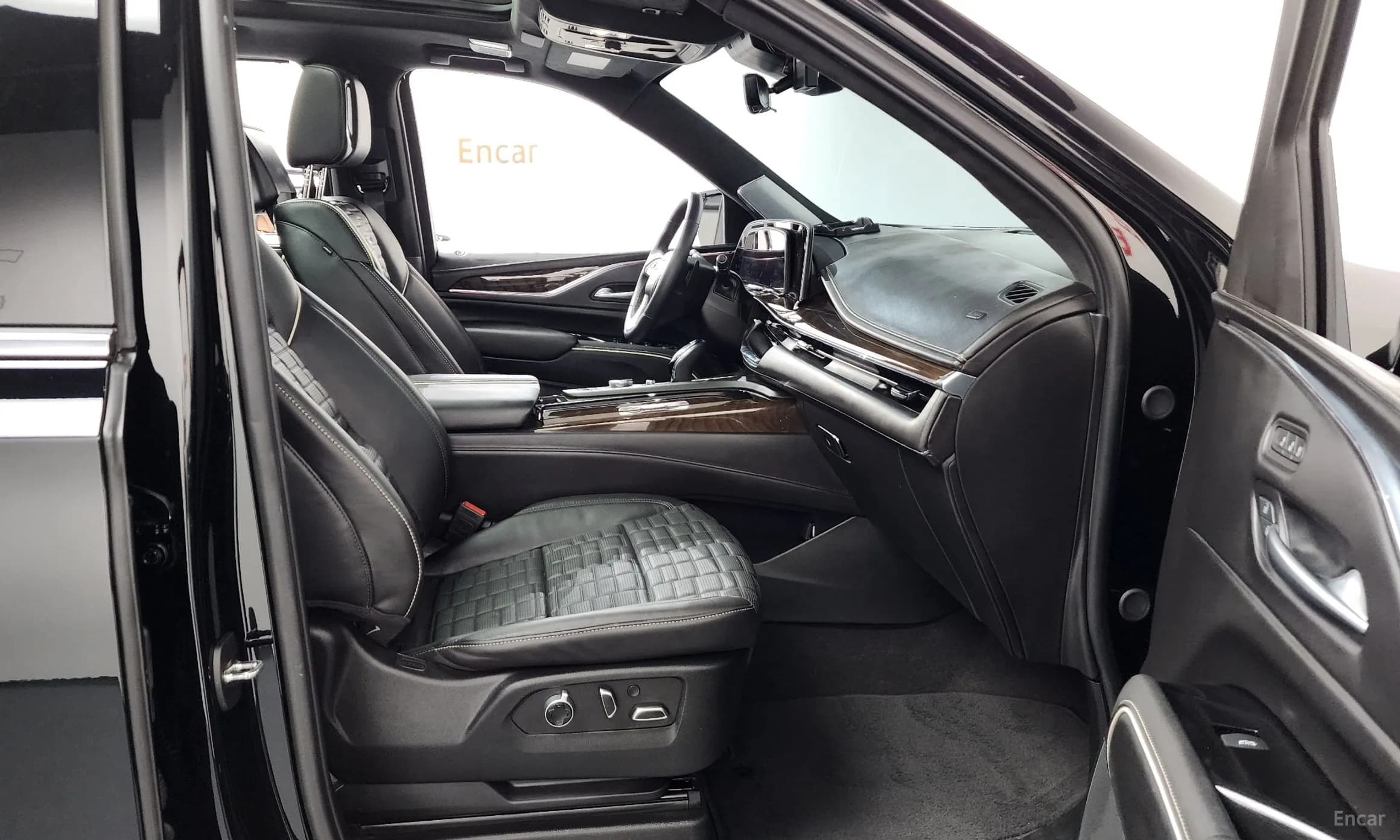 Escalade 5th Generation