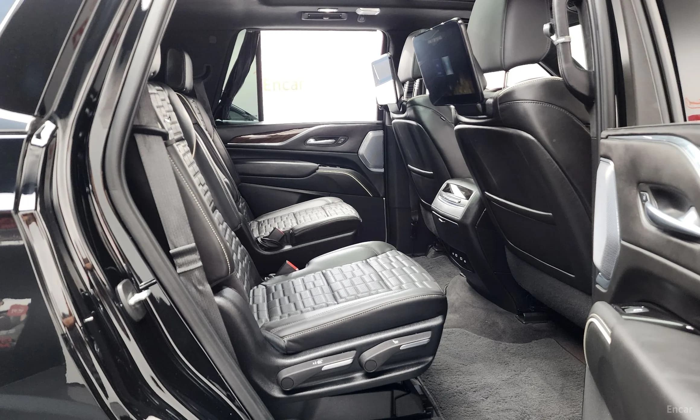 Escalade 5th Generation