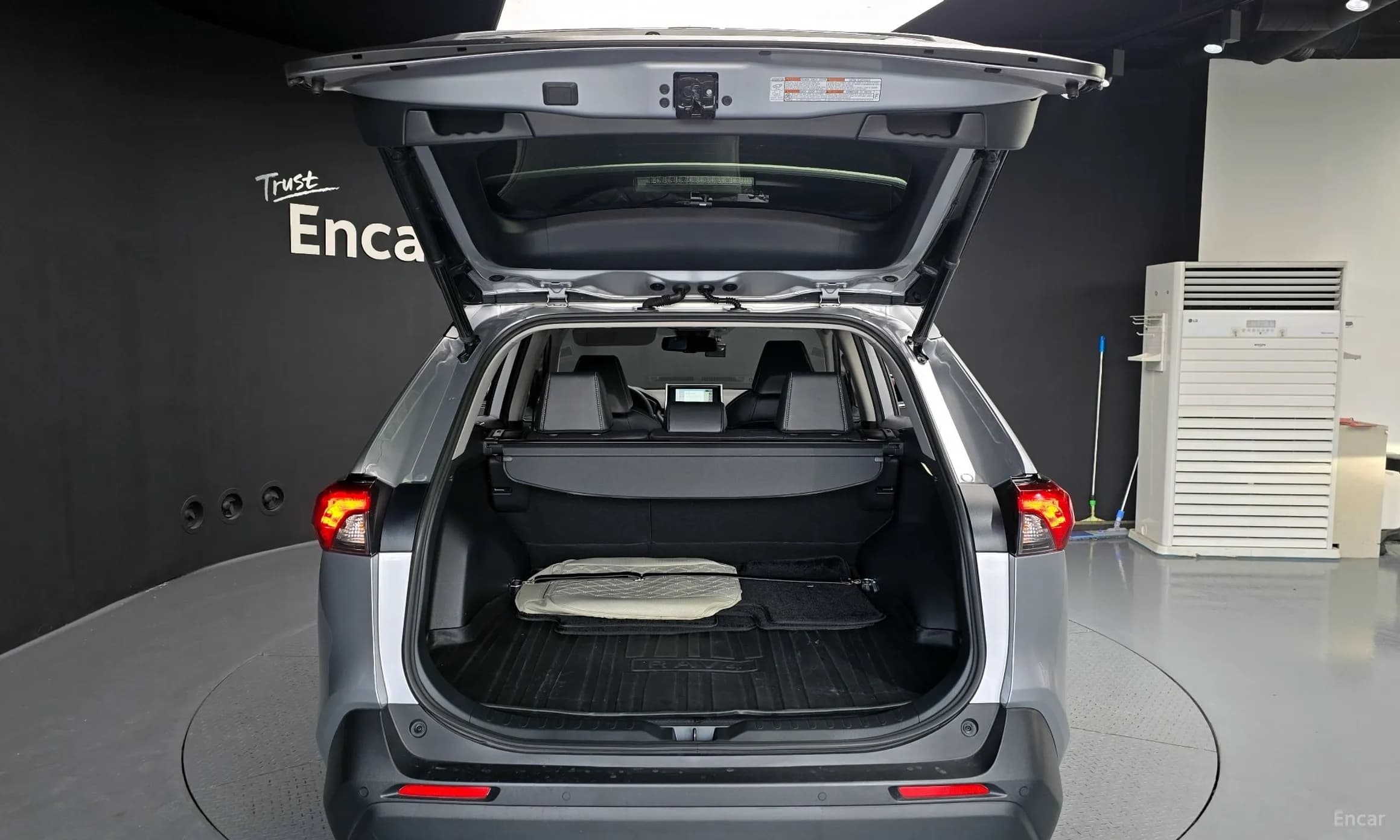 RAV4 5th Generation