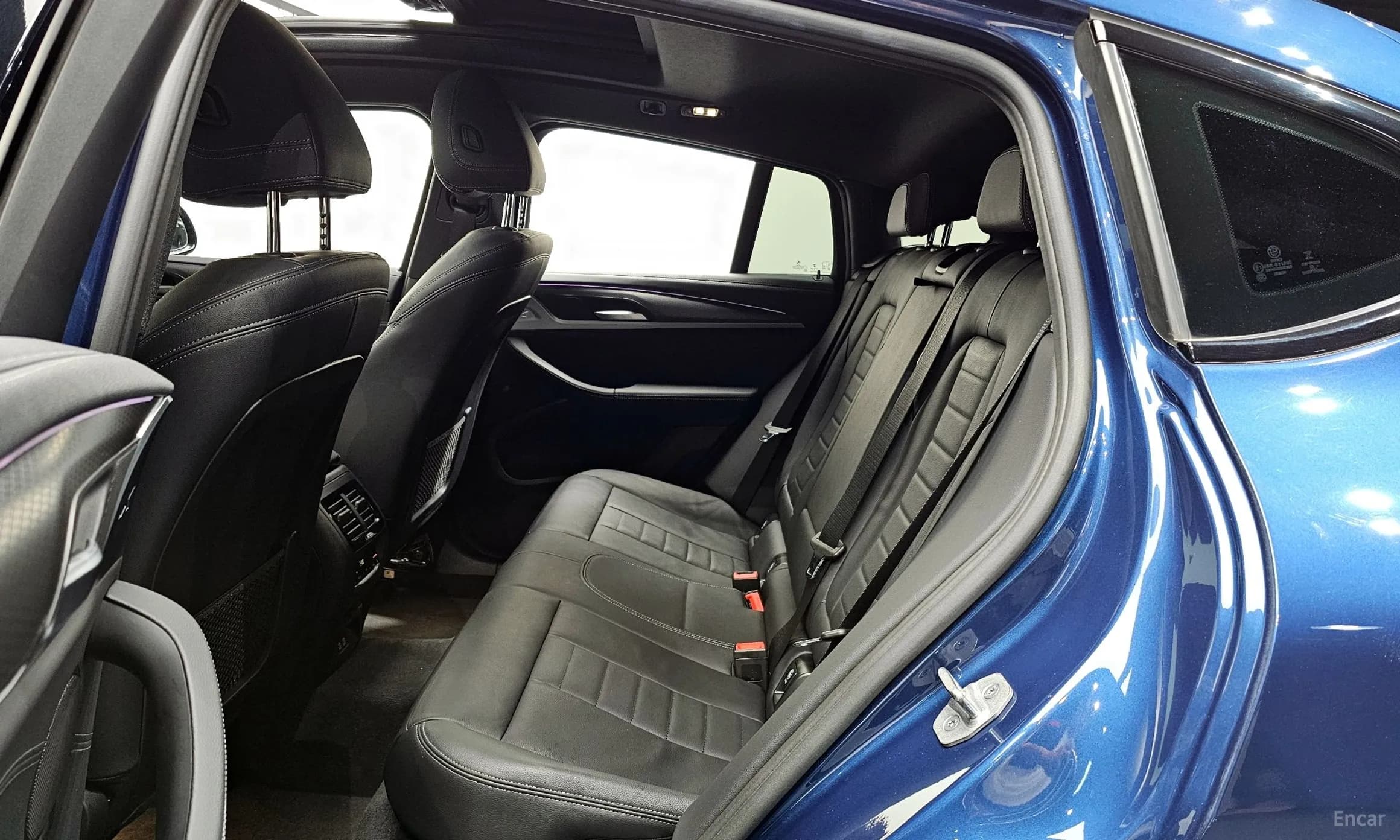 X4 (G02)