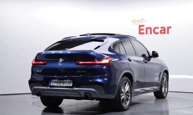 X4 (G02)