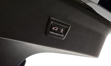 X4 (G02)