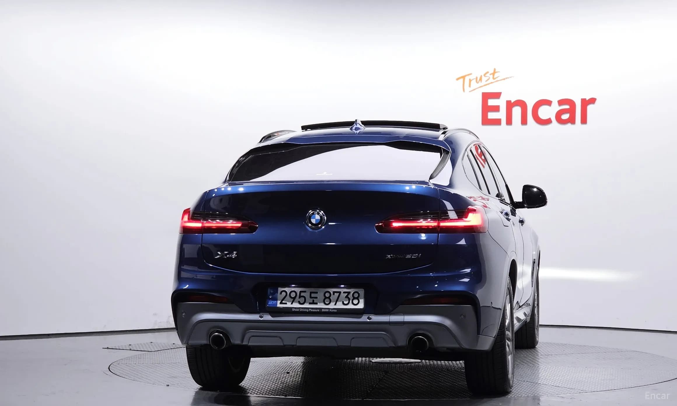 X4 (G02)