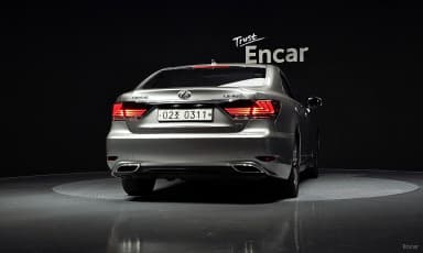 LS460